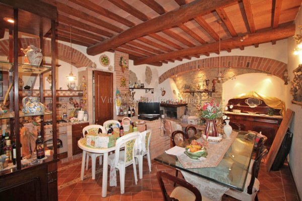 casa indipendente in vendita a Sinalunga in zona Scrofiano