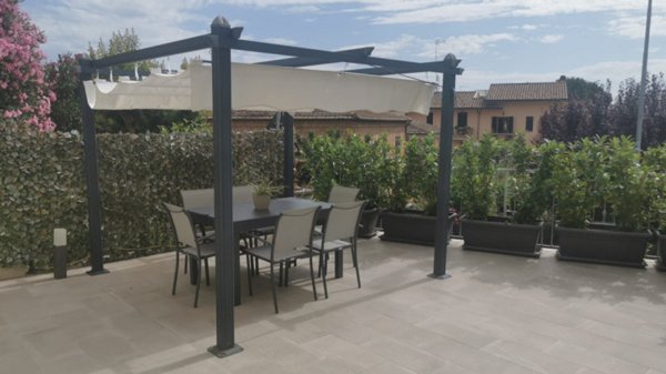 casa indipendente in vendita a Sinalunga