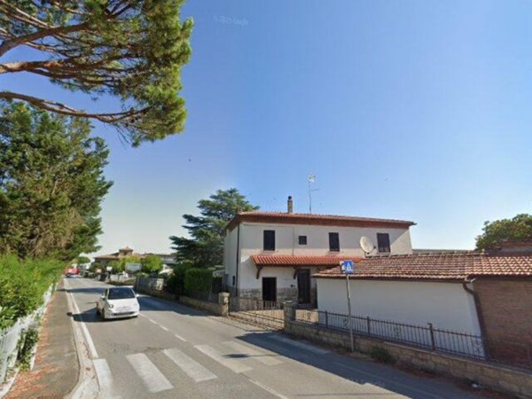negozio in vendita a Sinalunga