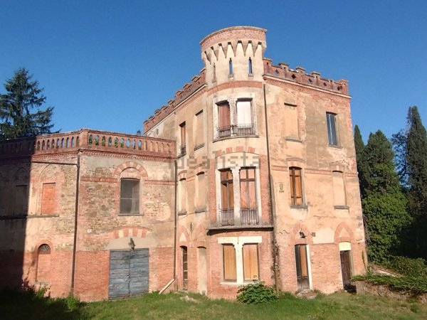 capannone in vendita a Sinalunga in zona Farnetella