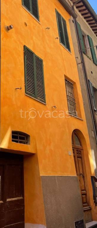 casa indipendente in vendita a Sinalunga