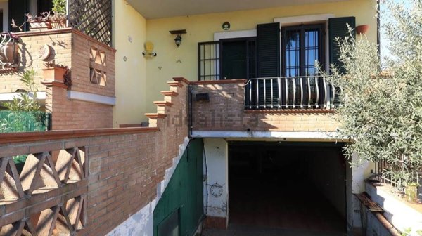 casa indipendente in vendita a Sinalunga in zona Rigaiolo