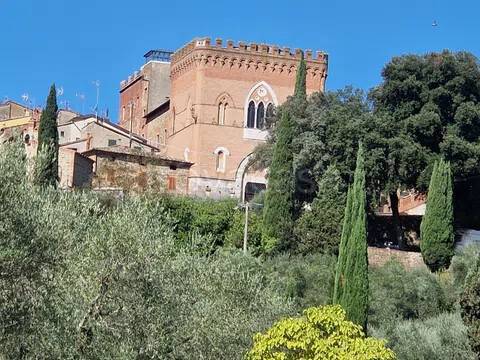 capannone in vendita a Sinalunga in zona Farnetella