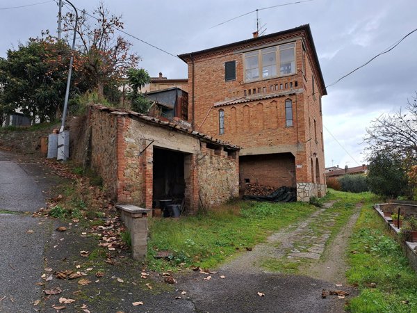 casa indipendente in vendita a Sinalunga in zona Rigaiolo