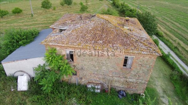 casale in vendita a Sinalunga