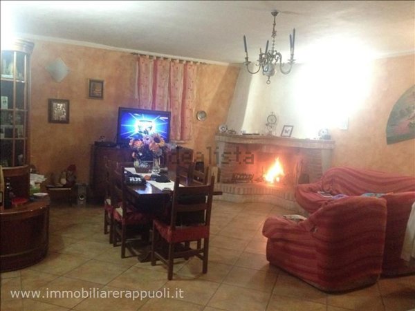 casa indipendente in vendita a Sinalunga in zona Rigaiolo
