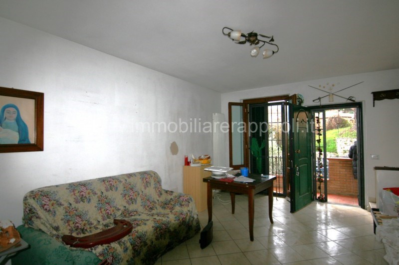 casa indipendente in vendita a Sinalunga