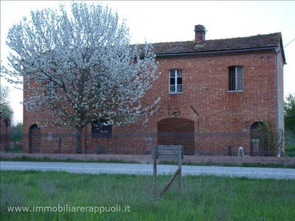 casale in vendita a Sinalunga in zona Rigaiolo