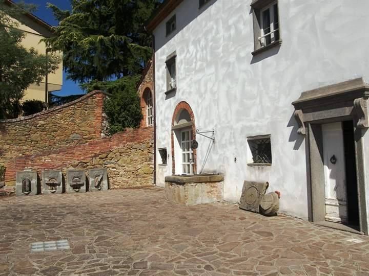 casa indipendente in vendita a Sinalunga