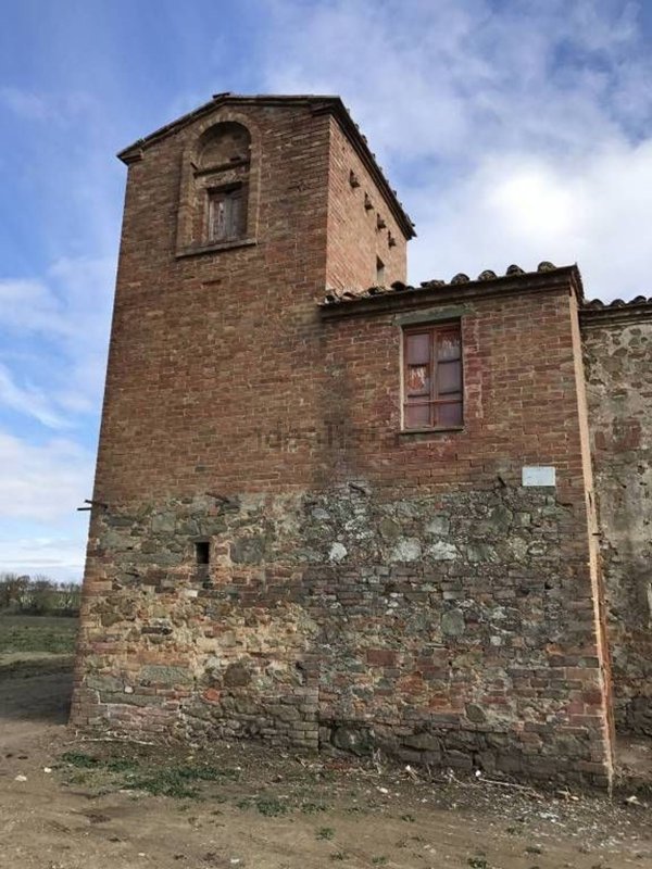 casale in vendita a Sinalunga in zona Rigaiolo