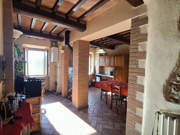 casa indipendente in vendita a Sinalunga in zona Rigomagno