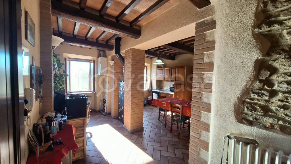 casa indipendente in vendita a Sinalunga in zona Rigomagno