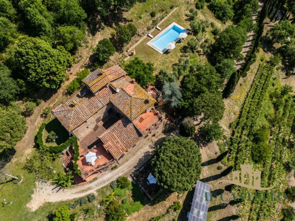 casa indipendente in vendita a Sinalunga