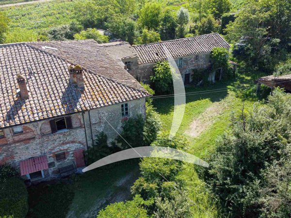 casa indipendente in vendita a Sinalunga in zona Rigaiolo