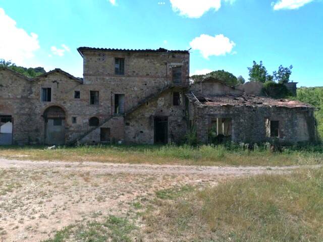 casa indipendente in vendita a Sovicille