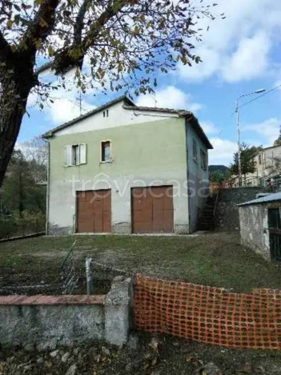 casa indipendente in vendita a Sovicille