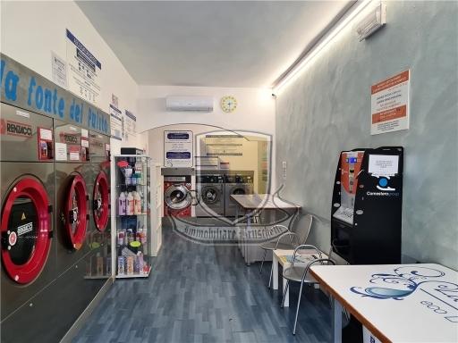 locale commerciale in vendita a Sovicille in zona San Rocco a Pilli