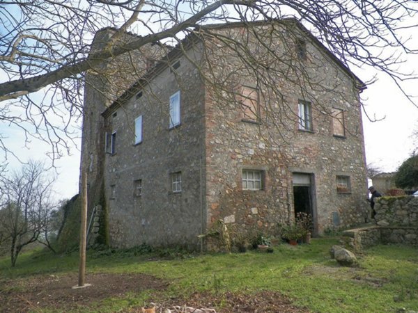 casa indipendente in vendita a Sovicille
