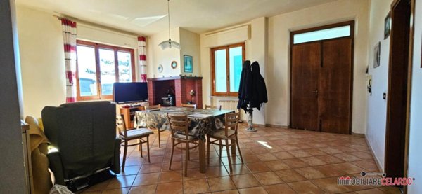 casa indipendente in vendita a Sovicille