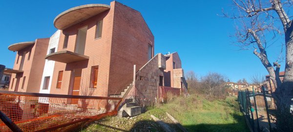 terreno edificabile in vendita a Sovicille