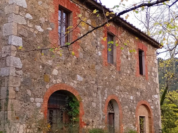 casa indipendente in vendita a Sovicille