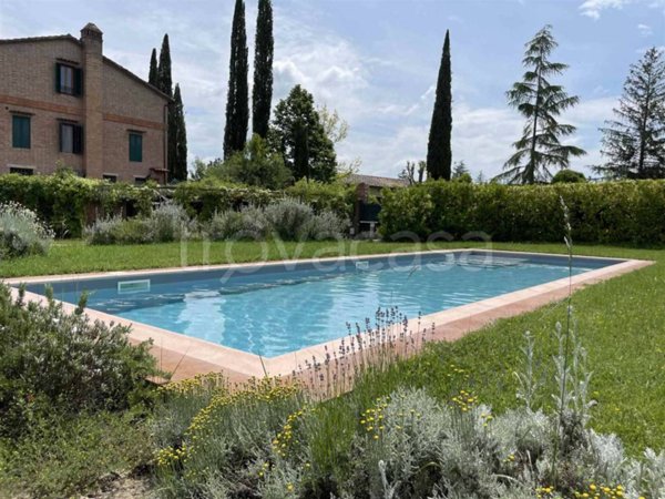 casa indipendente in vendita a Sovicille