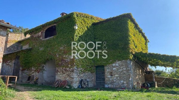 casa indipendente in vendita a Sovicille