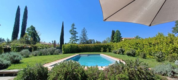 casa indipendente in vendita a Sovicille