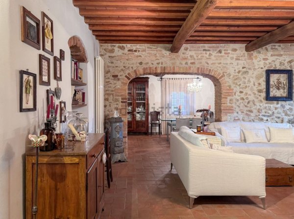 casa indipendente in vendita a Sovicille