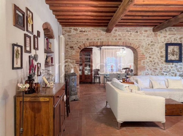 casa indipendente in vendita a Sovicille