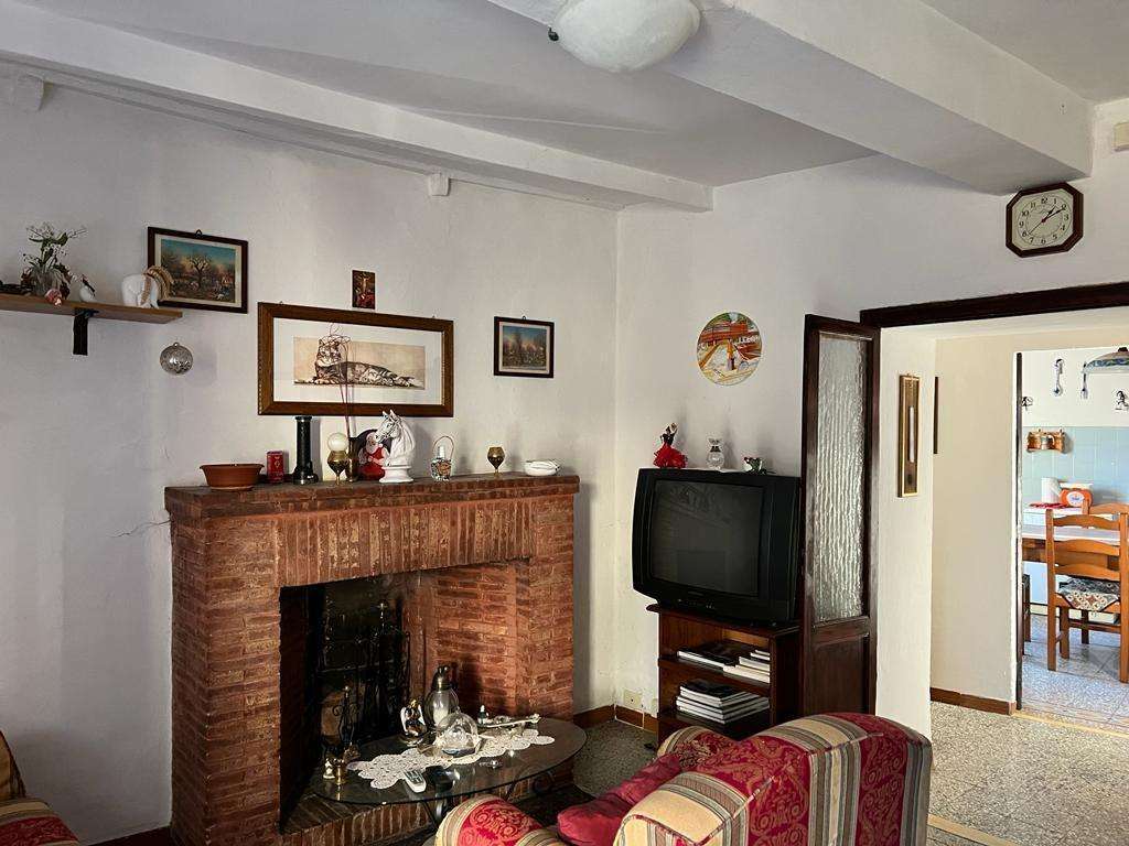 intera palazzina in vendita a Sovicille