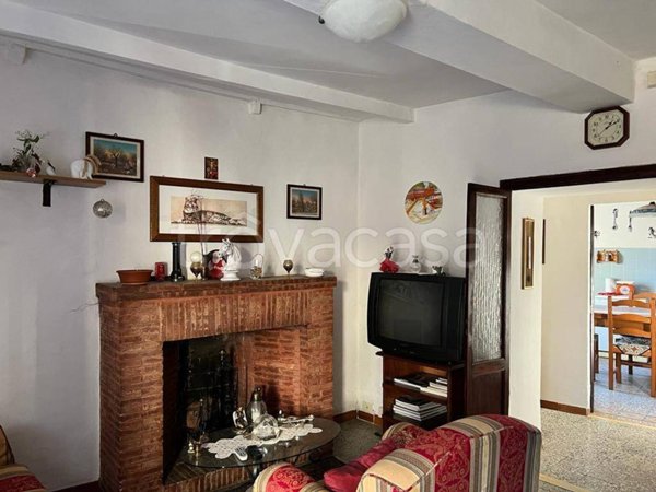 casa indipendente in vendita a Sovicille