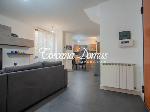 casa indipendente in vendita a Sovicille in zona San Rocco a Pilli