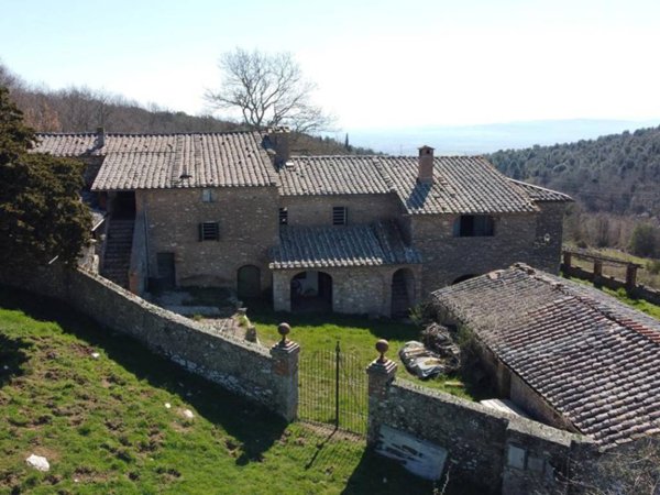 casa indipendente in vendita a Sovicille