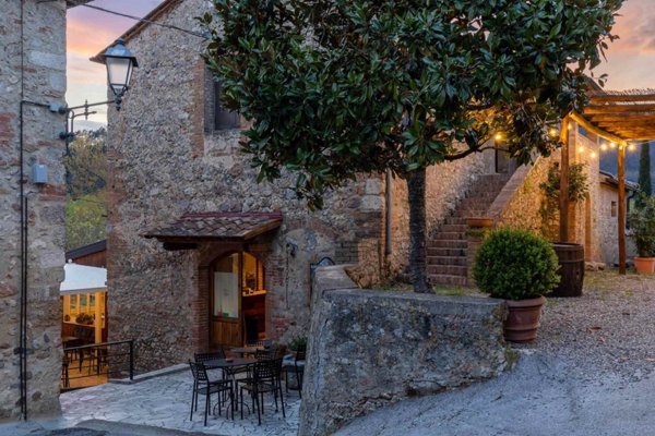 casa indipendente in vendita a Sovicille in zona Brenna