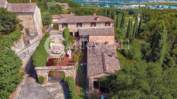casa indipendente in vendita a Sovicille