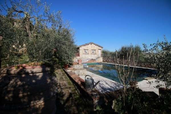 casa indipendente in vendita a Sovicille