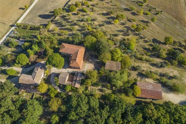 villa in vendita a Sovicille
