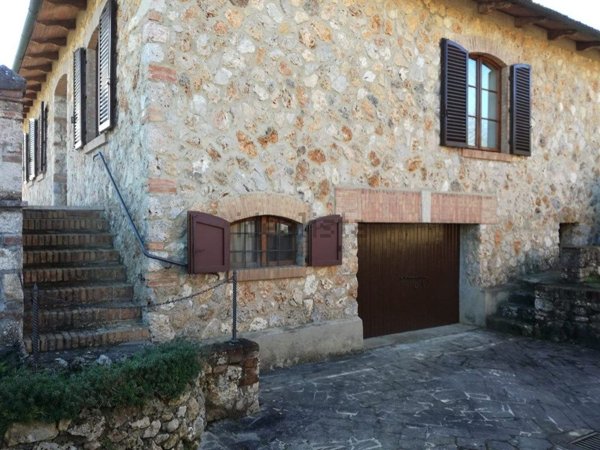 casa indipendente in vendita a Sovicille