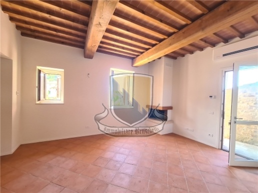 casa indipendente in vendita a Sovicille