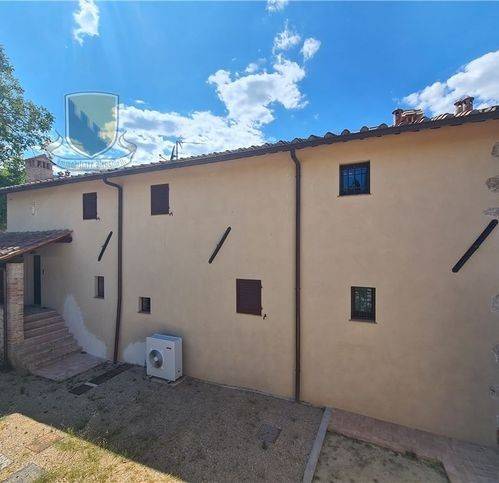 casa indipendente in vendita a Sovicille