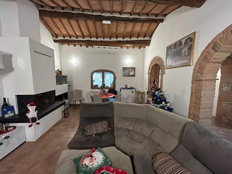 casa indipendente in vendita a Sovicille