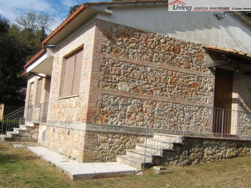 casa indipendente in vendita a Sovicille