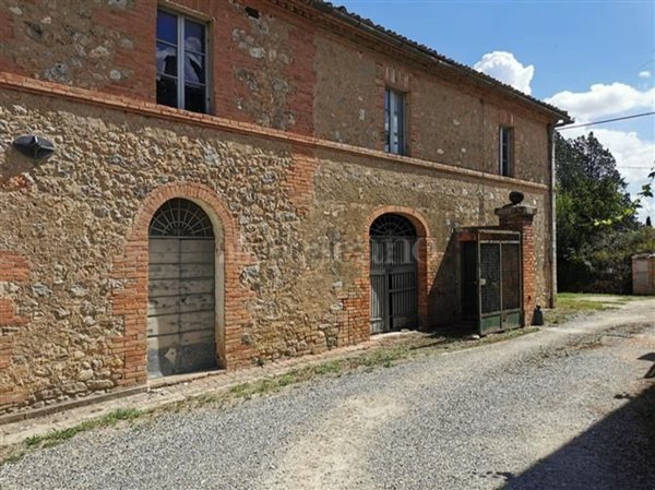 casale in vendita a Sovicille