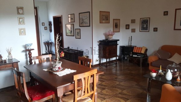 casa indipendente in vendita a Sovicille in zona Rosia
