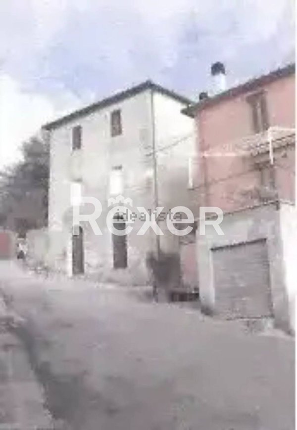 casa indipendente in vendita a Sovicille