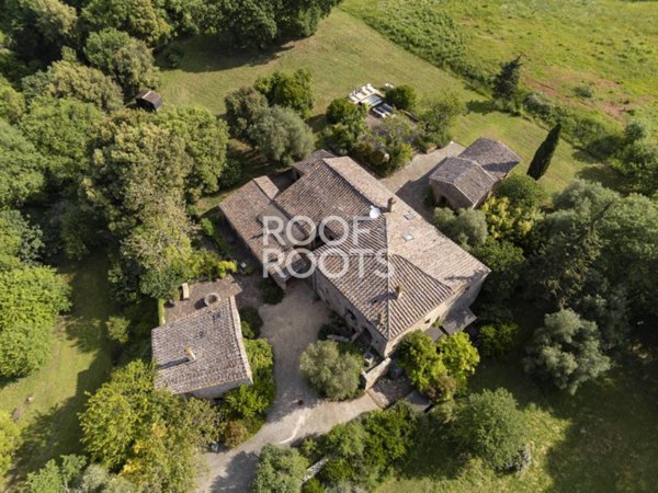 villa in vendita a Sovicille