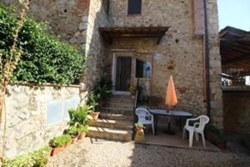 casa indipendente in vendita a Sovicille in zona Brenna