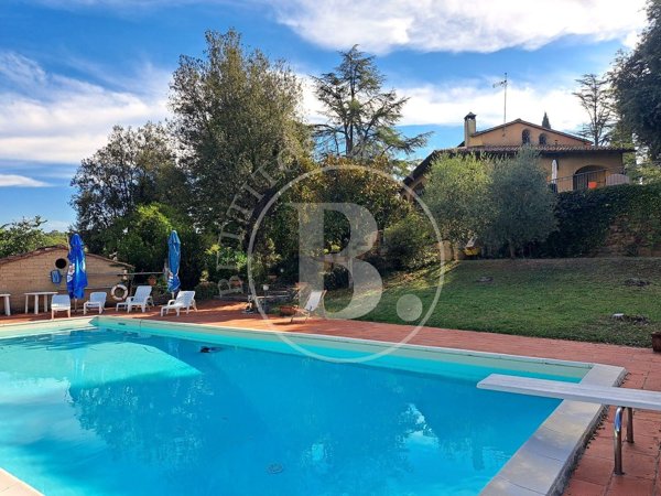 casa indipendente in vendita a Sovicille