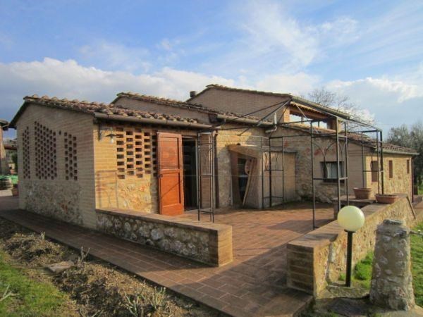 casa indipendente in vendita a Sovicille in zona San Rocco a Pilli